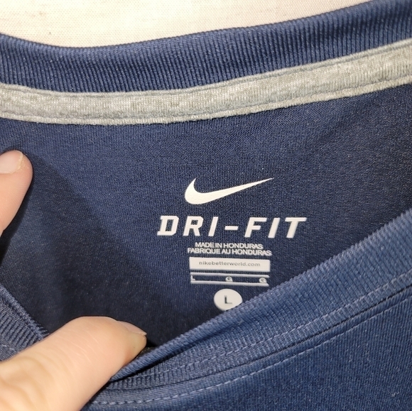 NIKE DRI FIT DARK BLUE SHORT SLEEVE SHIRT, SZ LARGE - Picture 4 of 8